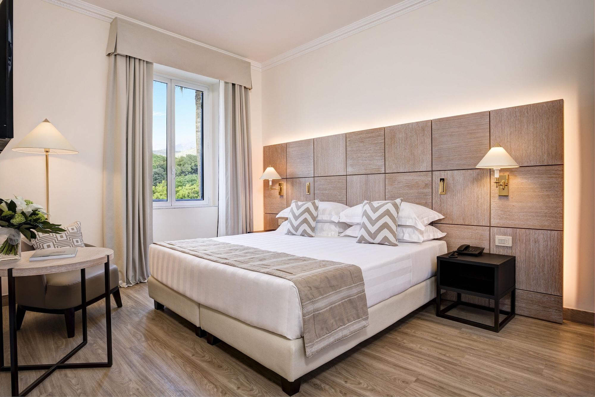 Hotel Grand 4*