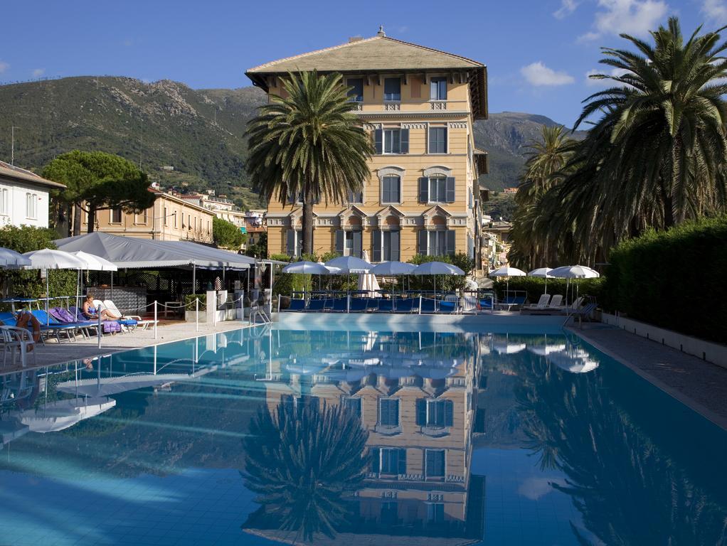Grand Hotel 4*