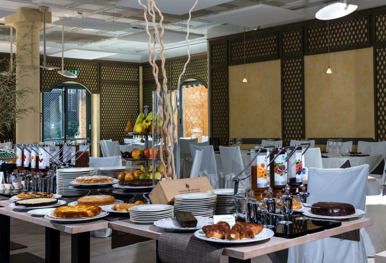 Hotel Grand 4*